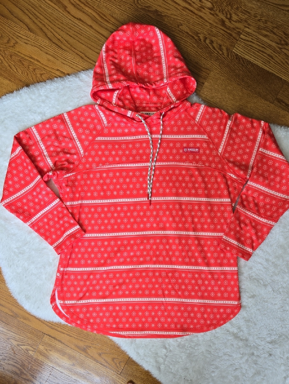 Magellan Outdoors Holiday Hoodie, Womens Extra Large